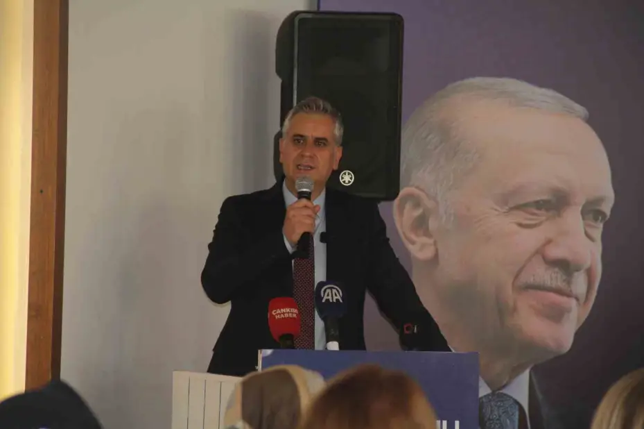 AK Parti Genel Başkan Yardımcısı Yalçın: "Karşınızda acınası bir Cumhuriyet Halk Partisi görüyorsunuz"