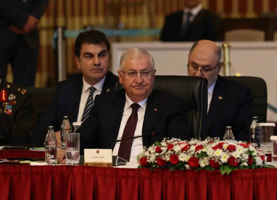TBMM Başkanı Kurtulmuş: "Türkiye’de herkesin gözü kulağı bu komisyonun üzerindedir"