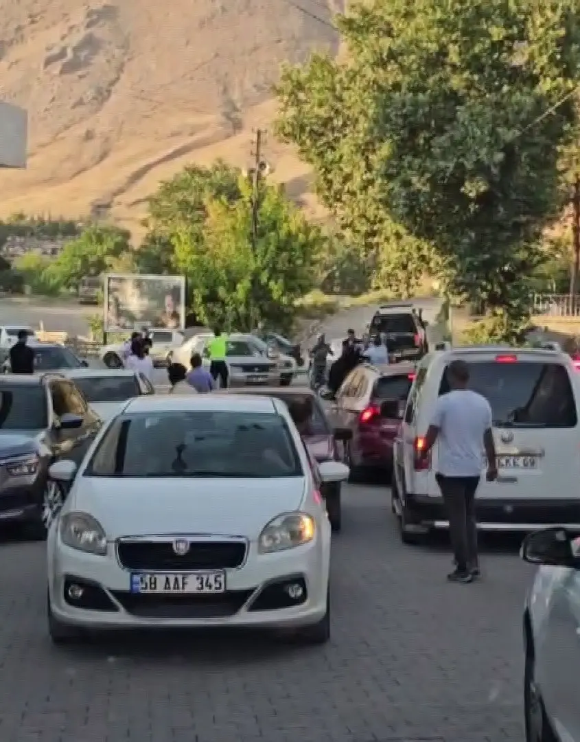 Sivas’ta borç meselesi yüzünden taraflar birbirine girdi