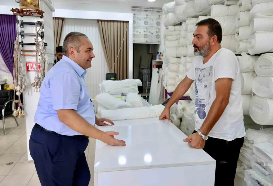 Keçiören Belediye Başkanı Özarslan Keçiören esnafının yanında
