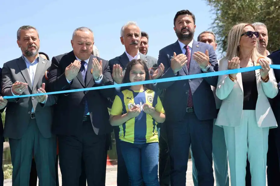 Bakan Uraloğlu: "Türkiye’nin dört bir yanındaki tarihi köprülerimizde restorasyon çalışmaları yaptık"