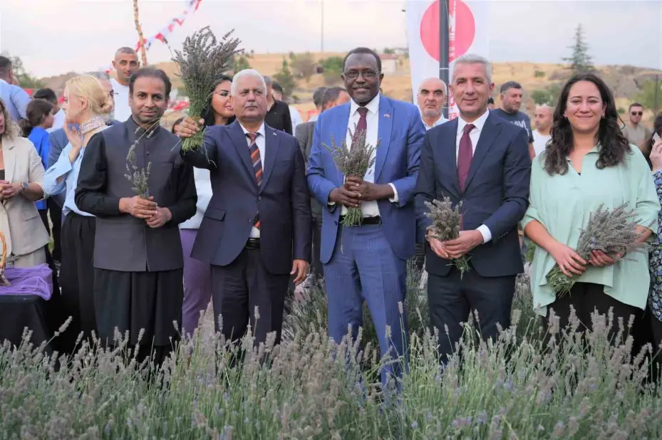 Başkentliler Keçiören’deki lavanta festivaline akın etti