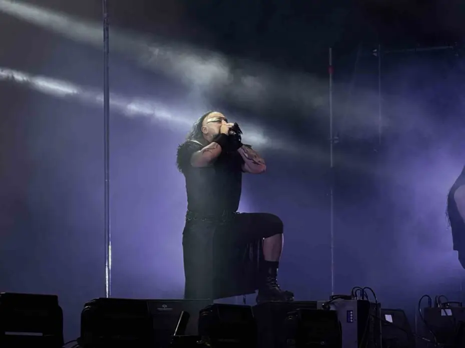 Hayko Cepkin ilk kez memleketinde konser verdi
