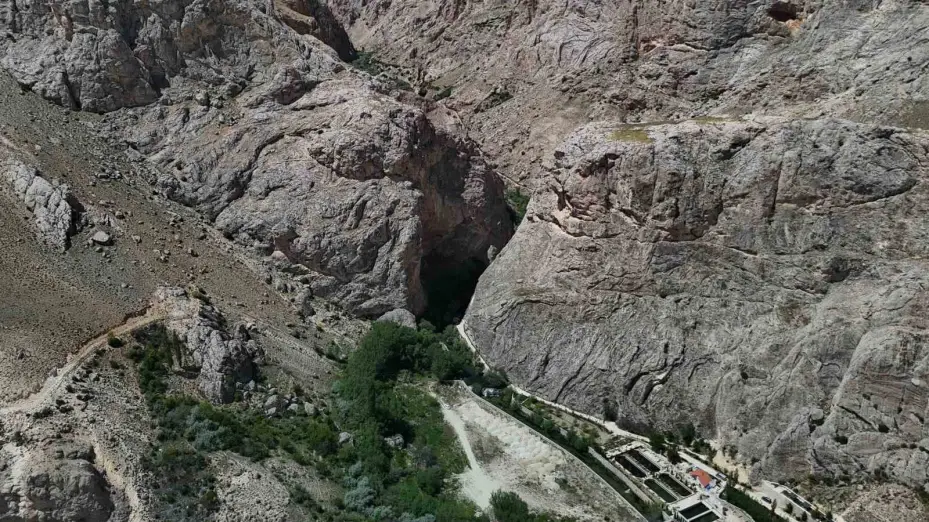 Bozkırın ortasındaki saklı cennetler ziyaretçi akınına uğradı
