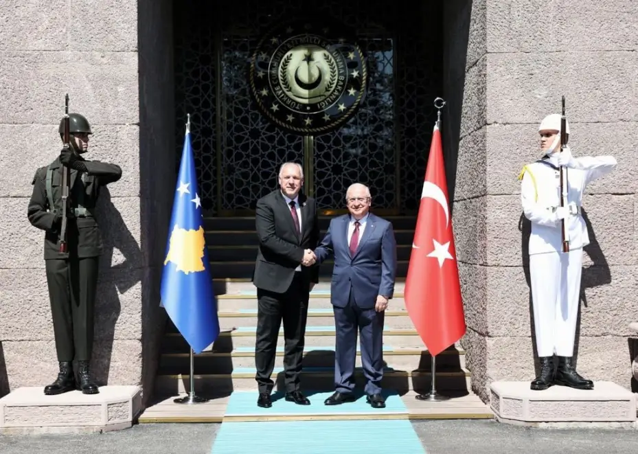 Bakan Güler, Kosova Bölgesel Kalkınma Bakanı Damka ile bir araya geldi