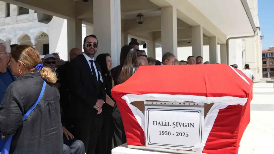 Eski Sağlık Bakanı Şıvgın, son yolculuğuna uğurlandı