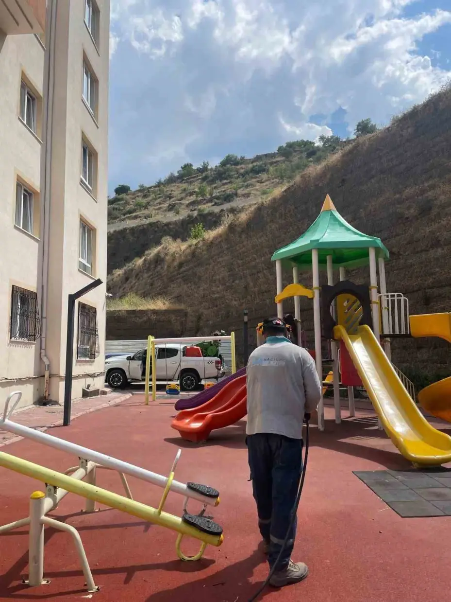 Hacılar’da haşereye karşı etkin mücadele