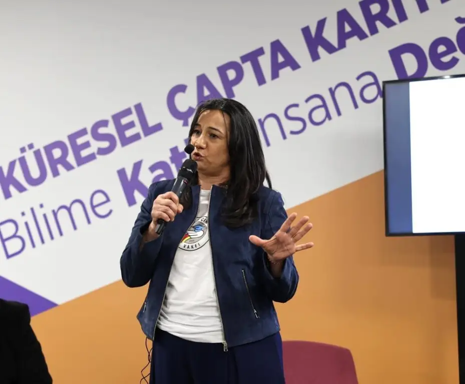 İzmir depreminin simgesi olmuştu, ikizlerinden sonra kardeşini de kaybetti
