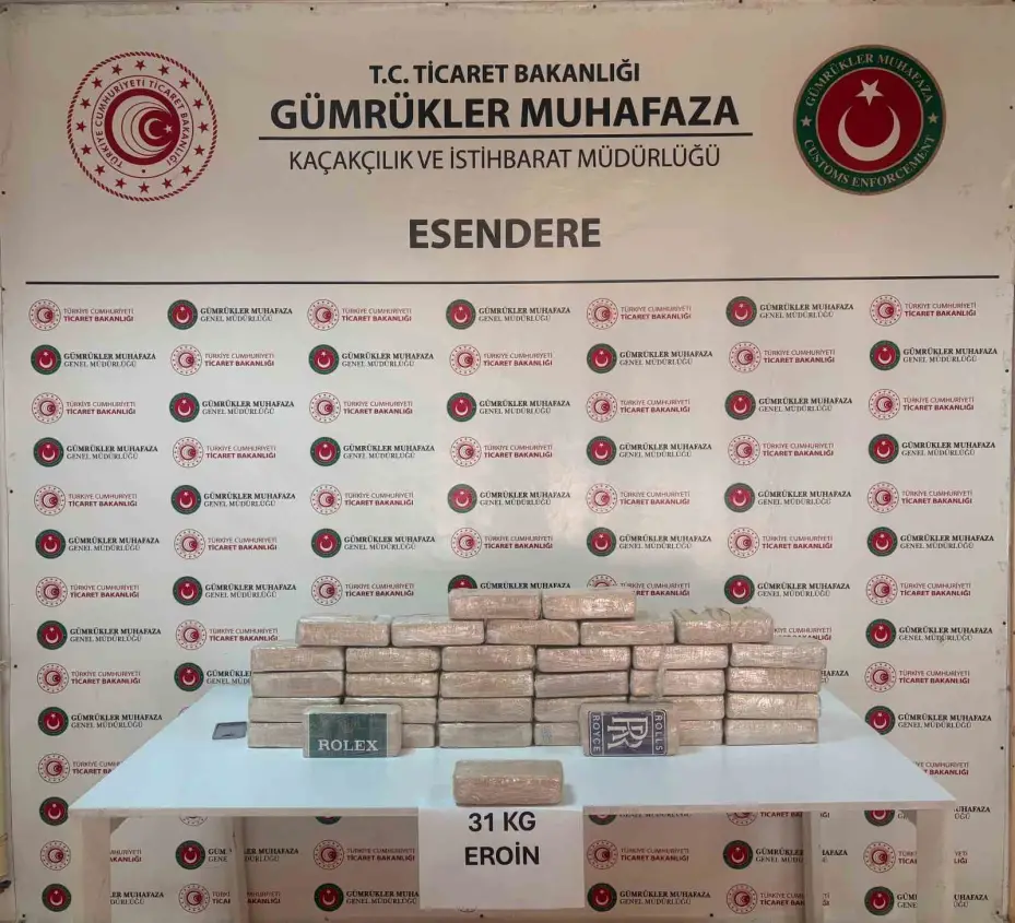 Gümrükler Muhafaza ekipleri 986 milyon lira değerinde uyuşturucu ele geçirdi