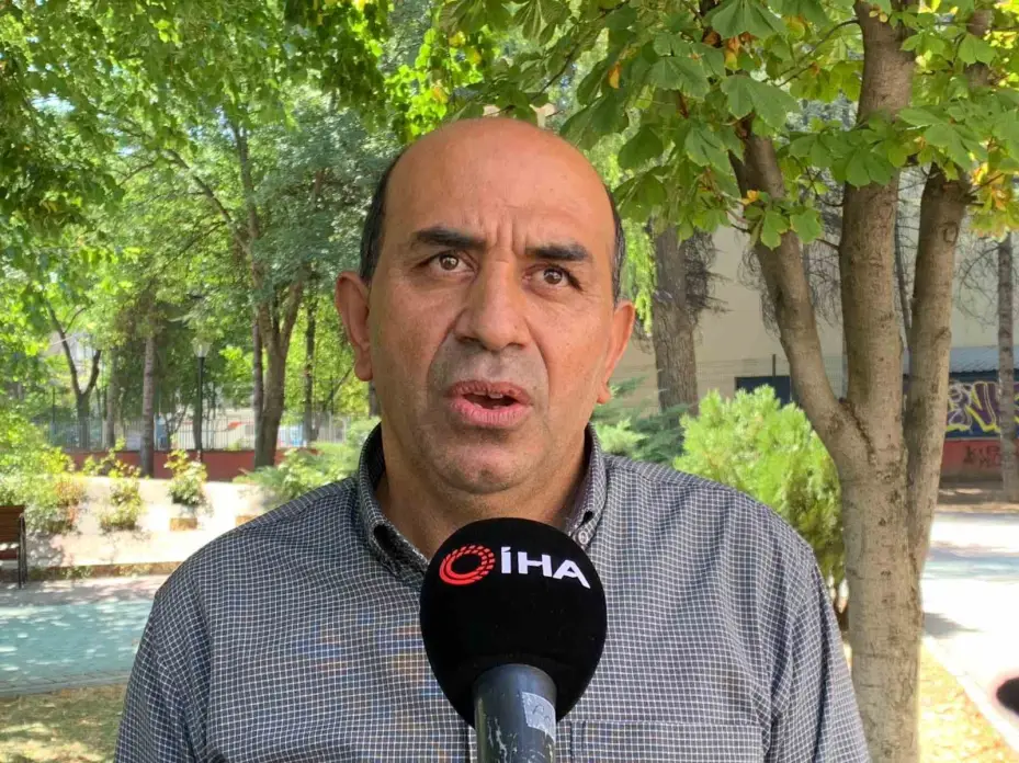 Hafriyat kamyonunun üzerinden geçtiği 2 kişi hayatını kaybetti