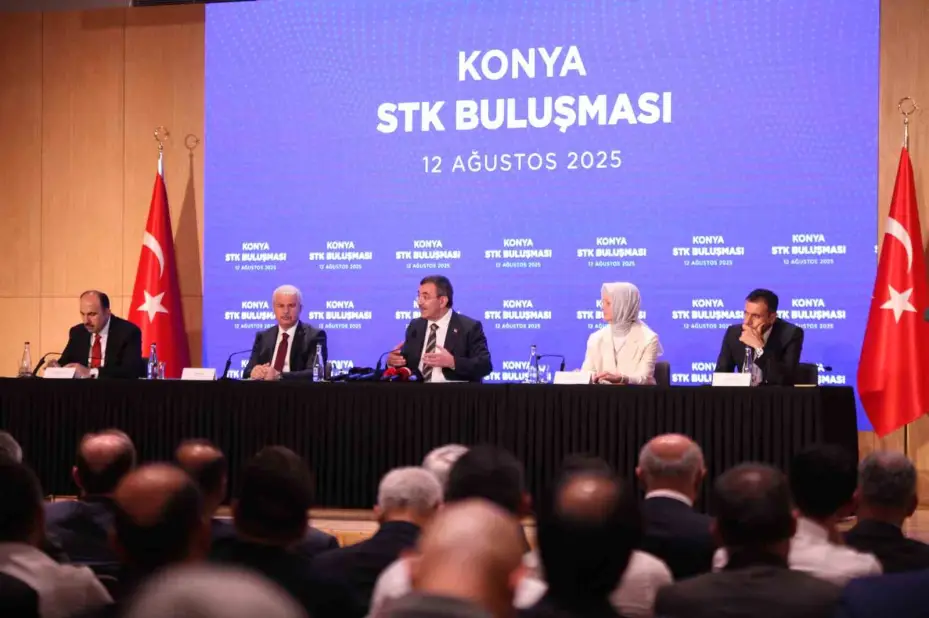 Cumhurbaşkanı Yardımcısı Yılmaz: "Enflasyonu düşürme ve sürdürülebilir büyüme hedeflerine odaklandık"