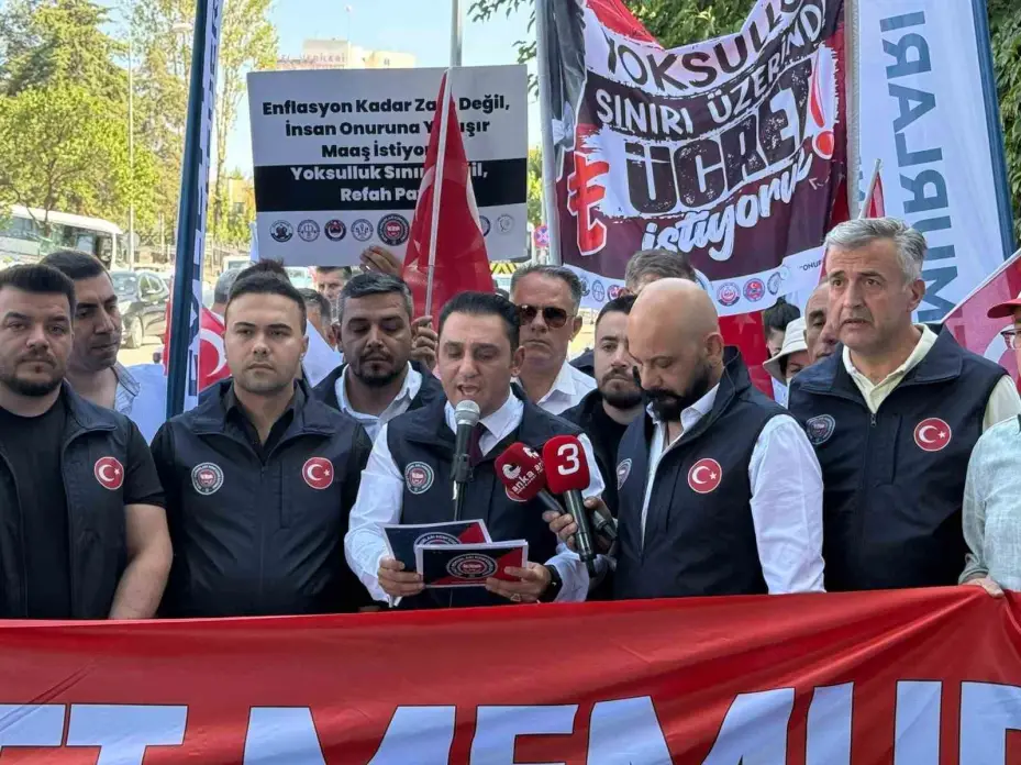 Devlet Memurları Konfederasyonu Genel Başkan Yardımcısı Demirel: "Bu teklif, emeklinin yüzünü güldürecek bir teklif değildir"