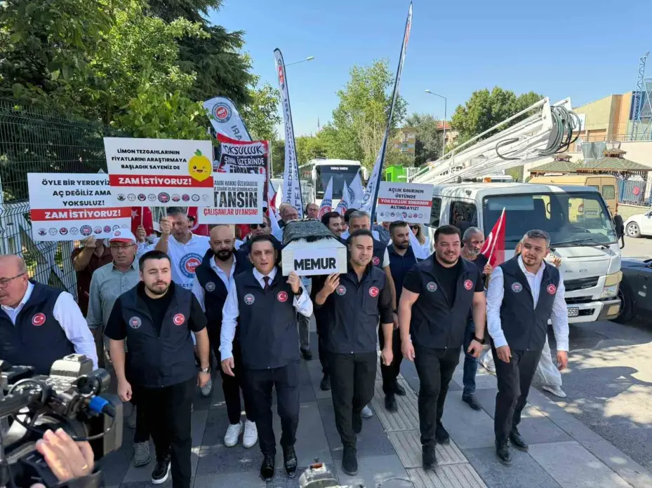 Devlet Memurları Konfederasyonu Genel Başkan Yardımcısı Demirel: "Bu teklif, emeklinin yüzünü güldürecek bir teklif değildir"