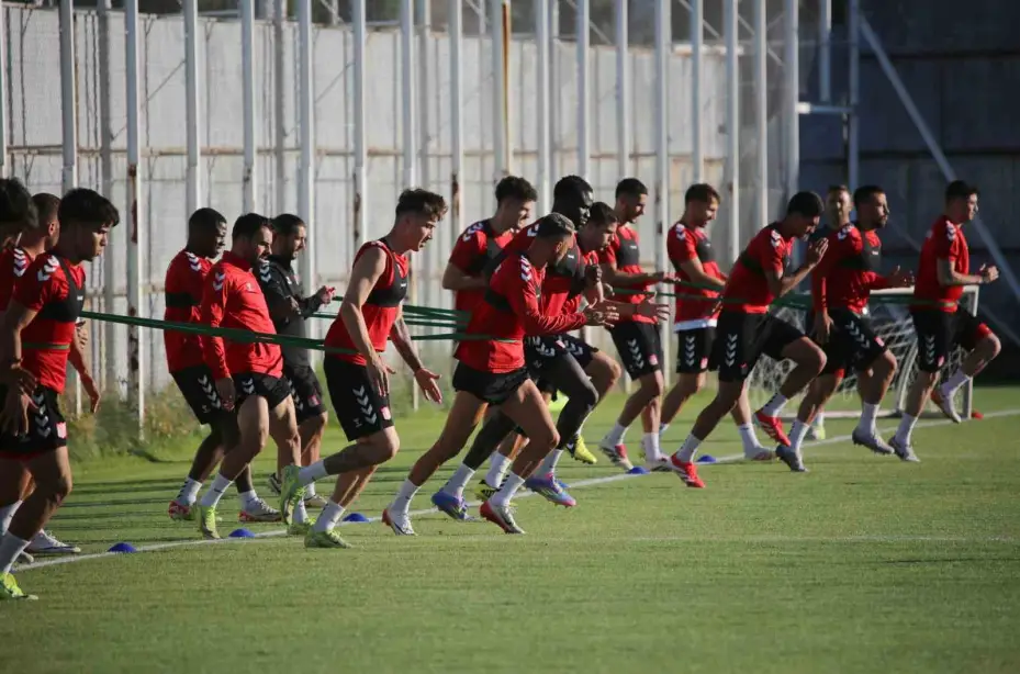 Osman Zeki Korkmaz: "1-2 takviye yapacağız"