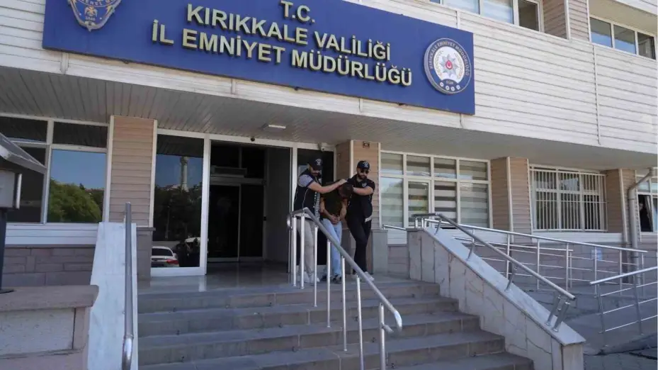 Doktorların e-imzasını kullanarak yeşil reçete ilacı yazan hastane personeli tutuklandı