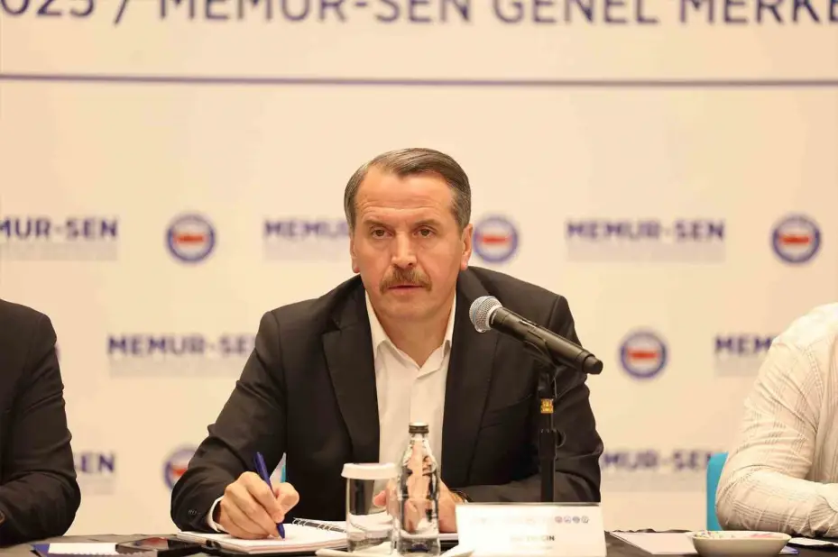Memur-Sen Genişletilmiş Başkanlar Kurulu toplandı