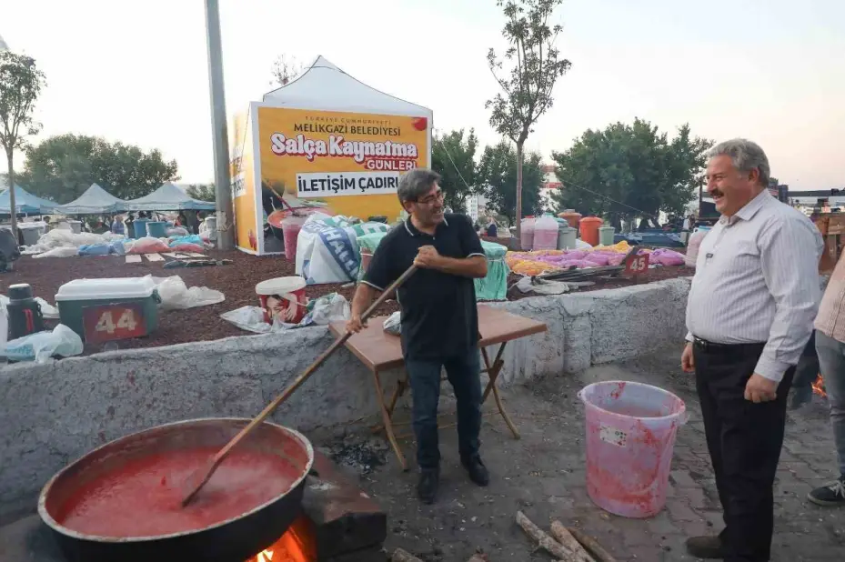 Başkan Palancıoğlu; Salça Günleri Etkinliğine katıldı