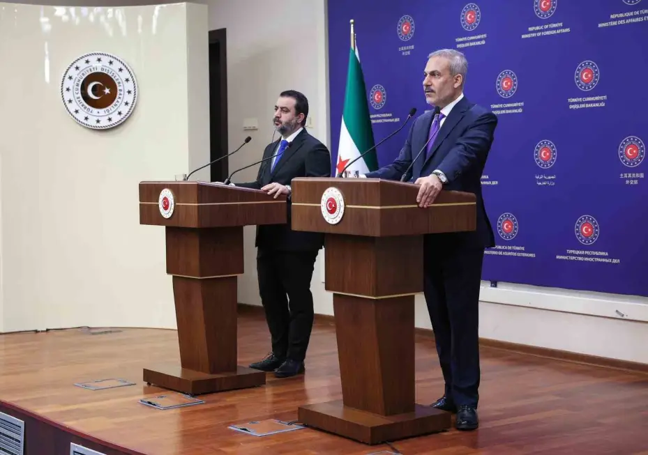 Dışişleri Bakanı Fidan: "Bu süreçlere büyük bir iyi niyet yatırıyoruz diye sizin orada ortaya koyduğunuz küçük kurnazlıkları görmüyor değiliz"
