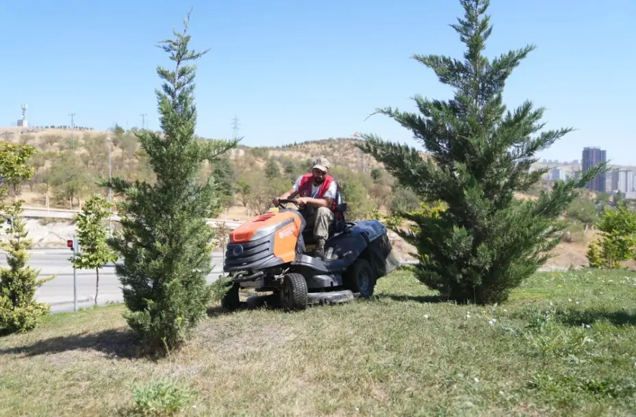 Keçiören’de park ve bahçelere estetik dokunuş