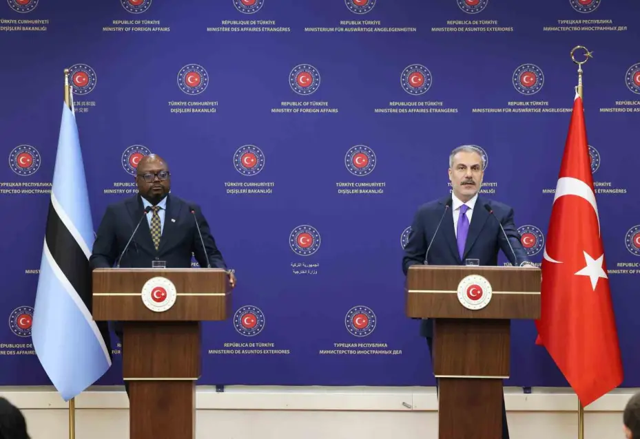 Dışişleri Bakanı Fidan: "Gazze’deki en büyük tehdit iki milyon insanın açlıkla pençeleşiyor olması"