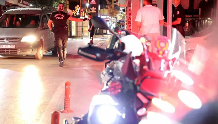 Aksaray’da yunus polislerinden şok uygulama