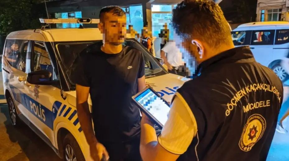 Polis ekiplerinin düzensiz göçle mücadelesi sürüyor