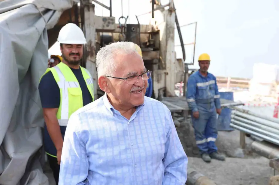 Erciyes’te sıcak su sondaj çalışmaları aralıksız sürüyor