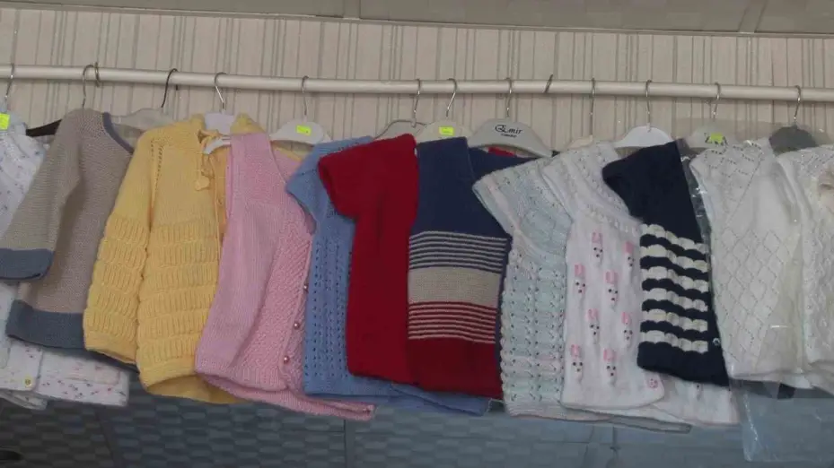 Tuhafiyeci el işi atölyesine dönüştü, kadınlar ev ekonomisine destek olmaya başladı