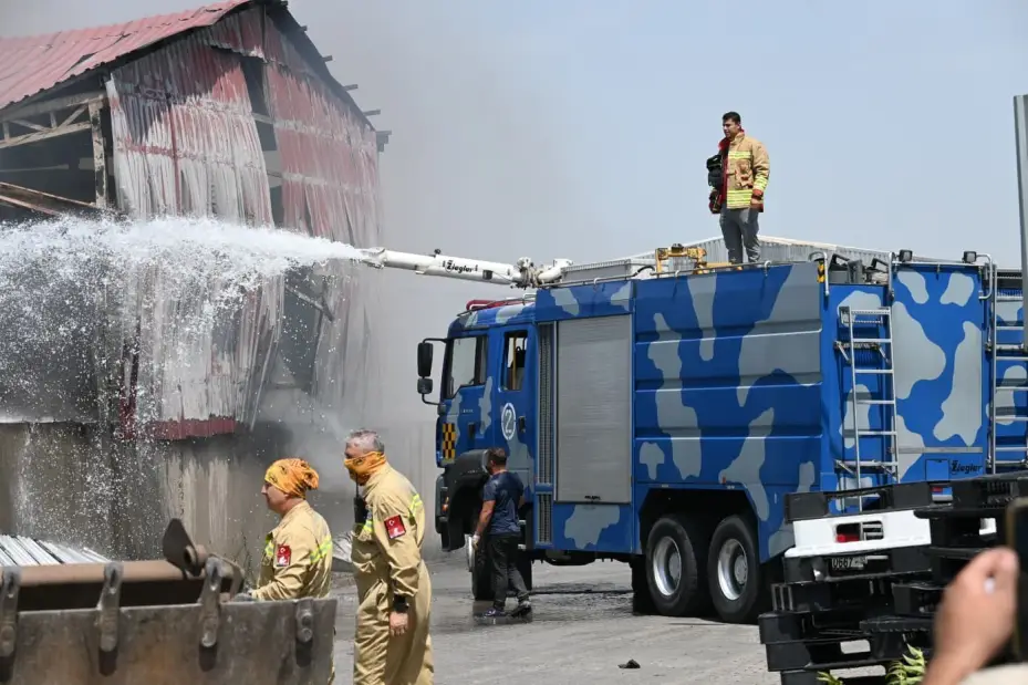 Eskişehir’de geri dönüşüm fabrikasında büyük yangın