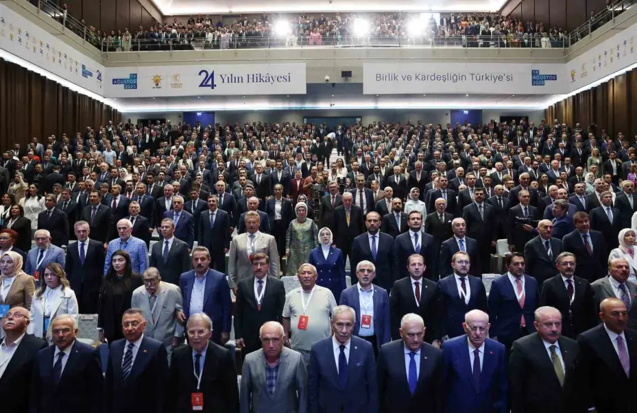 Cumhurbaşkanı Erdoğan: "Her konuda aynı düşünmek zorunda değiliz; ama Terörsüz Türkiye’yi gerçeğe dönüştürmekle mükellefiz"