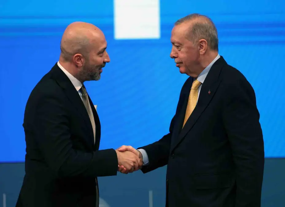 9 belediye başkanı AK Parti’ye katıldı