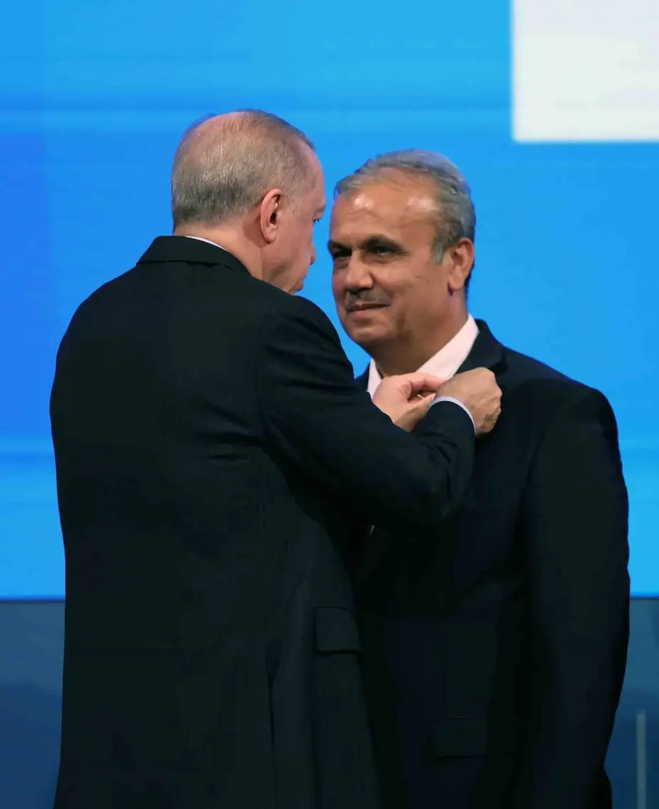 9 belediye başkanı AK Parti’ye katıldı