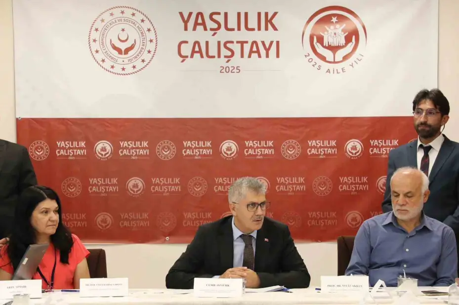 Niğde’de yaşlılık çalıştayı düzenlendi