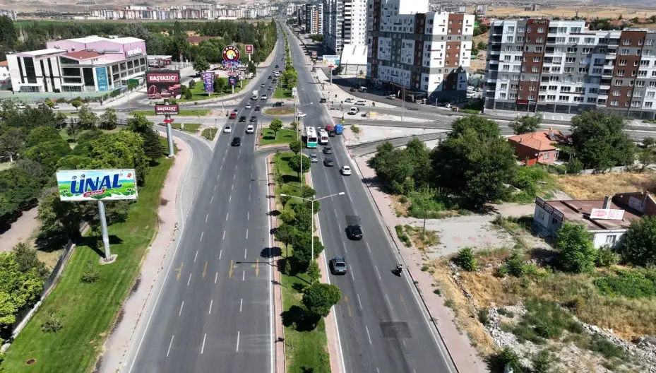 Büyükşehir; Erkilet Bulvarı’ndan Sancaktepe’ye yeni bağlantı yolunu hizmete açtı