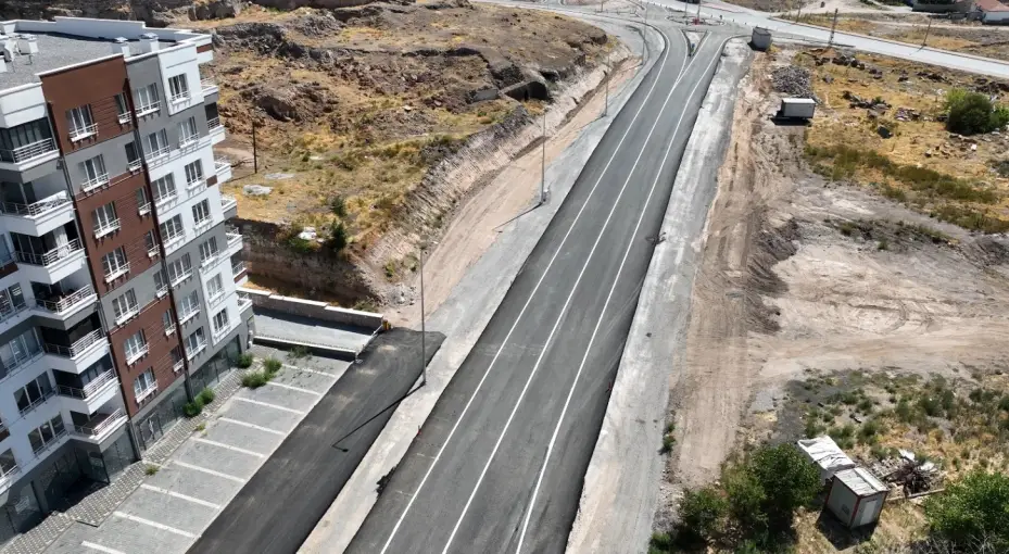 Büyükşehir; Erkilet Bulvarı’ndan Sancaktepe’ye yeni bağlantı yolunu hizmete açtı