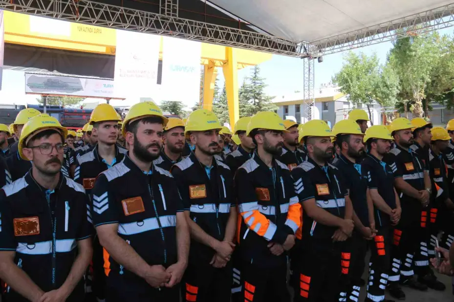 Üretimi tamamlanan yerli ve milli, UAIS tipi askeri araç taşıma vagonlarının ilk teslimatı yapıldı