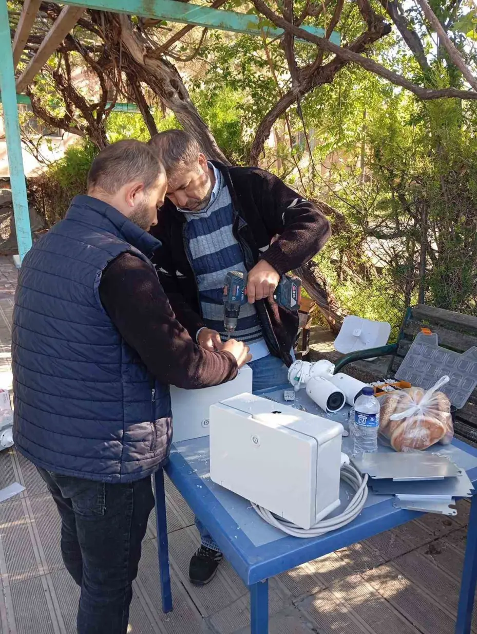 Beylikova’da tüm kırsal mahalleler güvenlik kamerası ile donatıldı