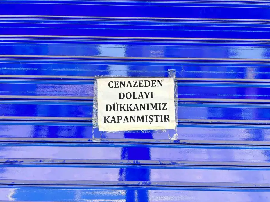 Ankara’da laf atma ve taciz iddiası nedeniyle çıkan bıçaklı kavgada 1 kişi hayatını kaybetti, 4 kişi tutuklandı