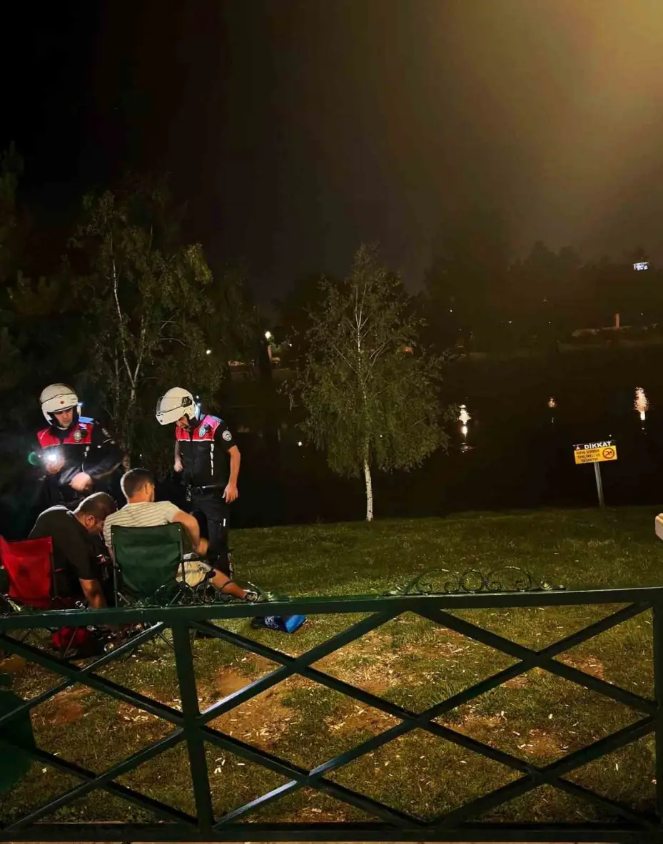 İl Emniyet Müdürlüğünden park ve bahçelere uygulama gerçekleştirildi