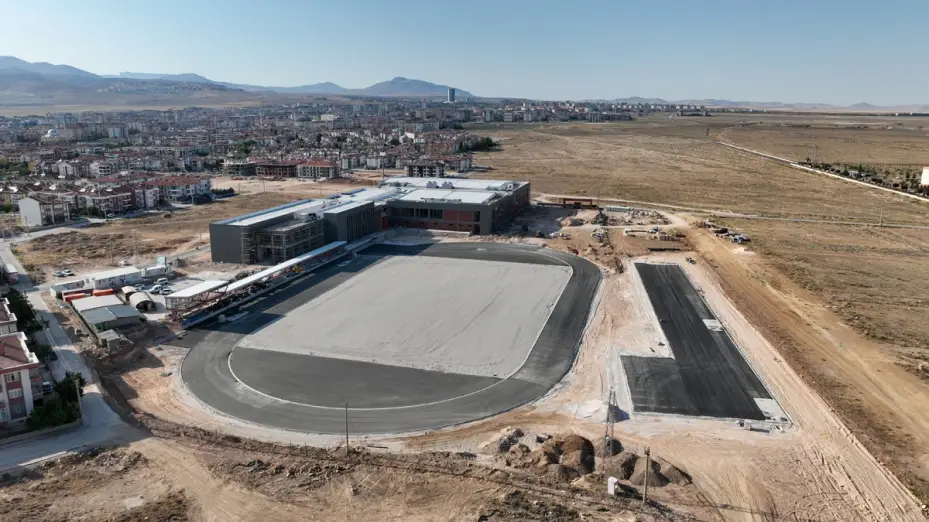 Eğitime ve spora değer katacak yatırımlara Selçuklu imzası