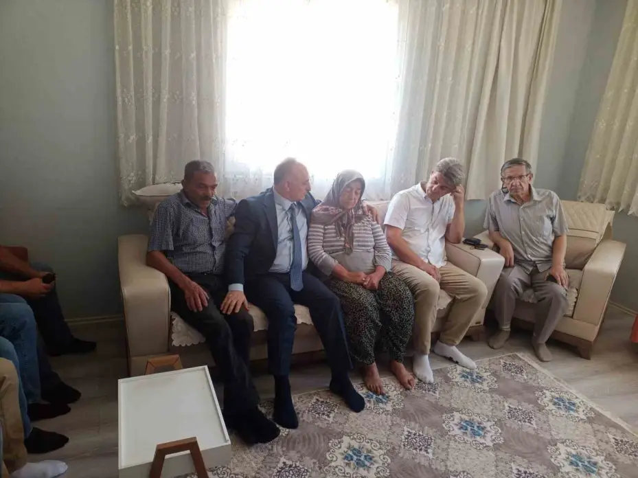 Orman şehidi Tolunay Kocaman’ın ailesine anlamlı ziyaret