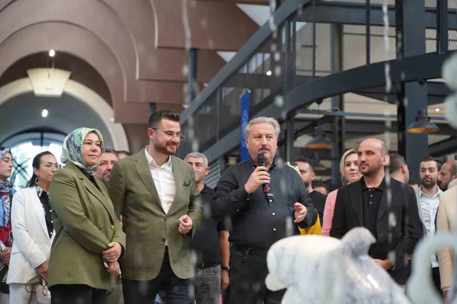 Okandan, ‘Çarşı Melikgazi’yi ziyaret etti