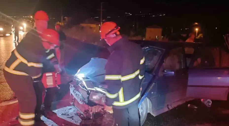 Kırıkkale’de otomobiller kafa kafaya çarpıştı: 3 yaralı
