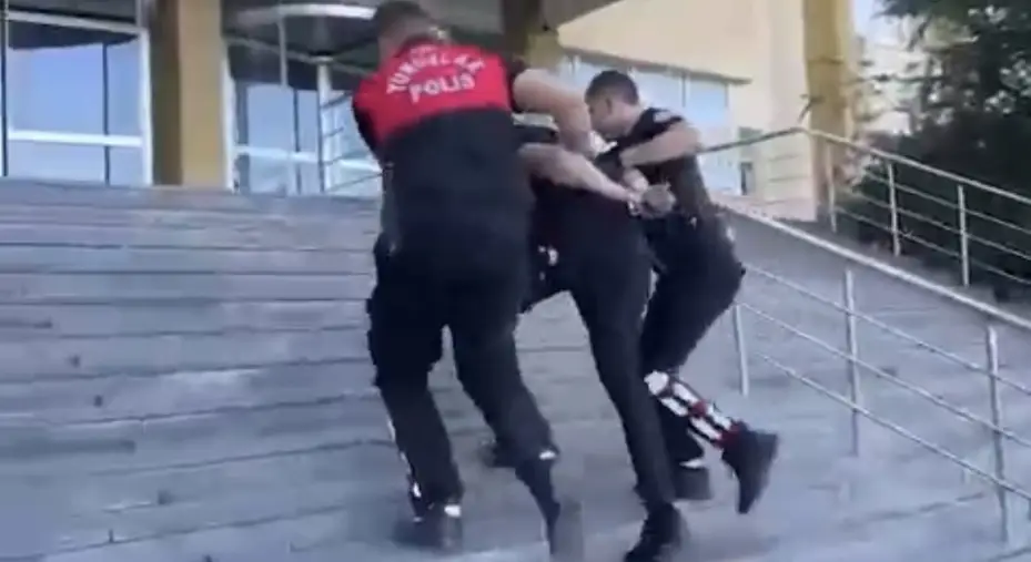 Aranan şahıs uyuşturucuyla yakalandı