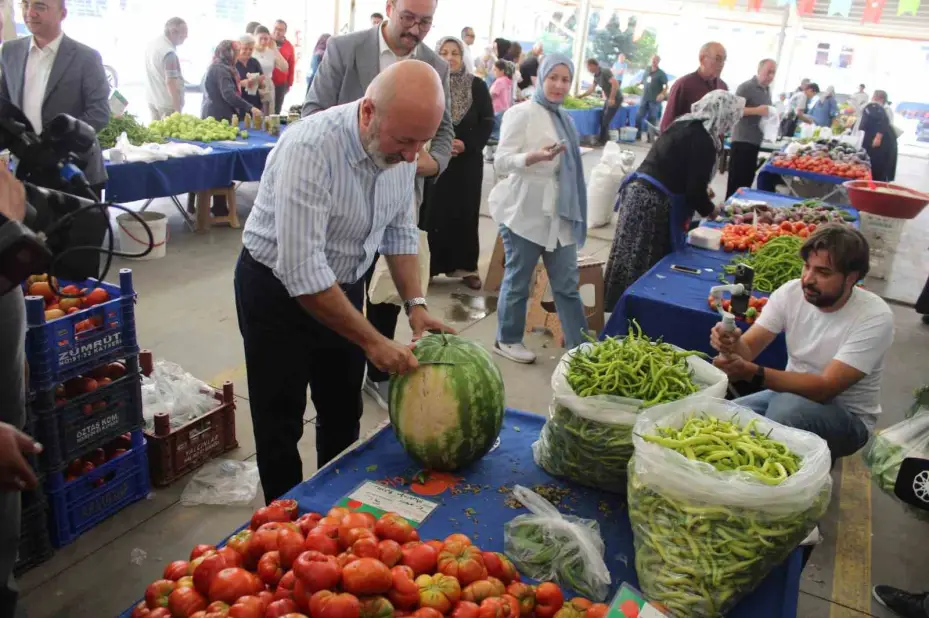 Yüzde 100 Ekolojik Pazar açıldı