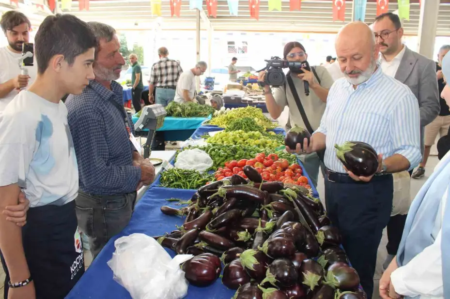 Yüzde 100 Ekolojik Pazar açıldı