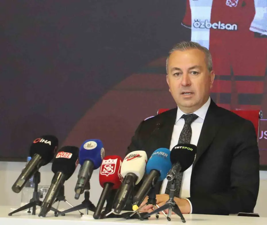 Sivasspor ile Özbelsan arasında dev sponsorluk anlaşması
