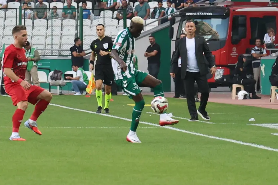 Trendyol Süper Lig: Konyaspor: 1 - Gaziantep FK: 0 (İlk yarı)