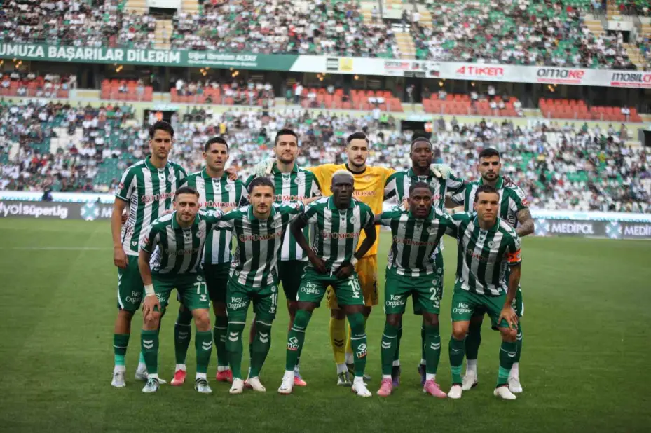 Trendyol Süper Lig: Konyaspor: 1 - Gaziantep FK: 0 (İlk yarı)