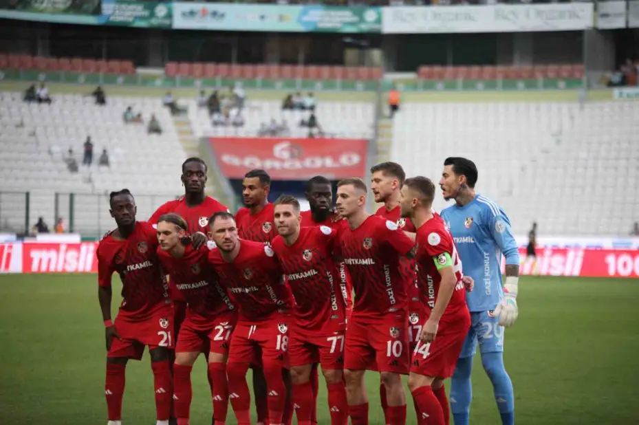 Trendyol Süper Lig: Konyaspor: 1 - Gaziantep FK: 0 (İlk yarı)